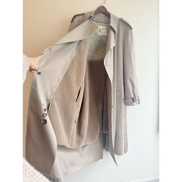 Vintage London Fog Double Breasted Trench Coat with Removable Lining size 46 Reg - Picture 5 of 11